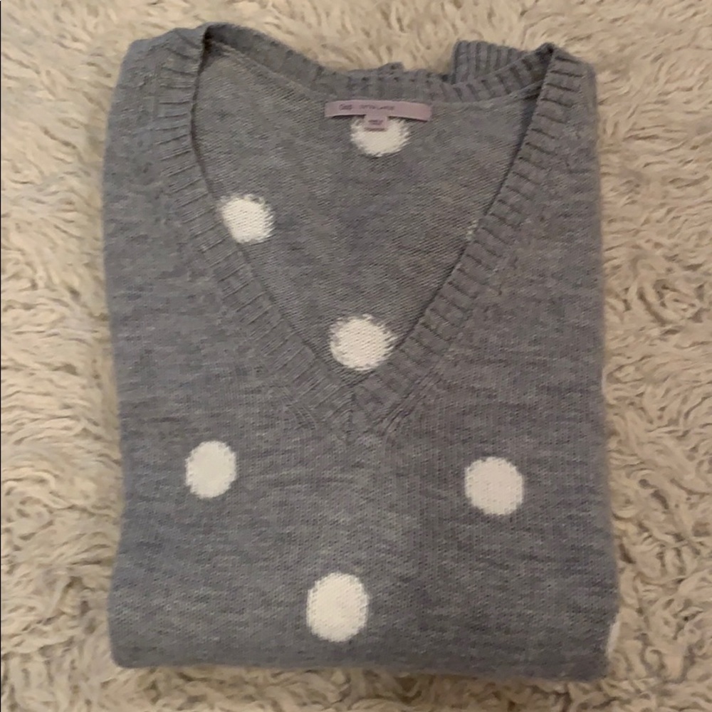 GAP V-Neck - Picture 3 of 3